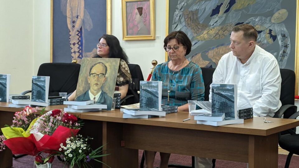 „Vinovăția perpetuă” de Eugen Dimitriu, volum-confesiune, lansat la Biblioteca „I.G. Sbiera”, în prezența unui public numeros