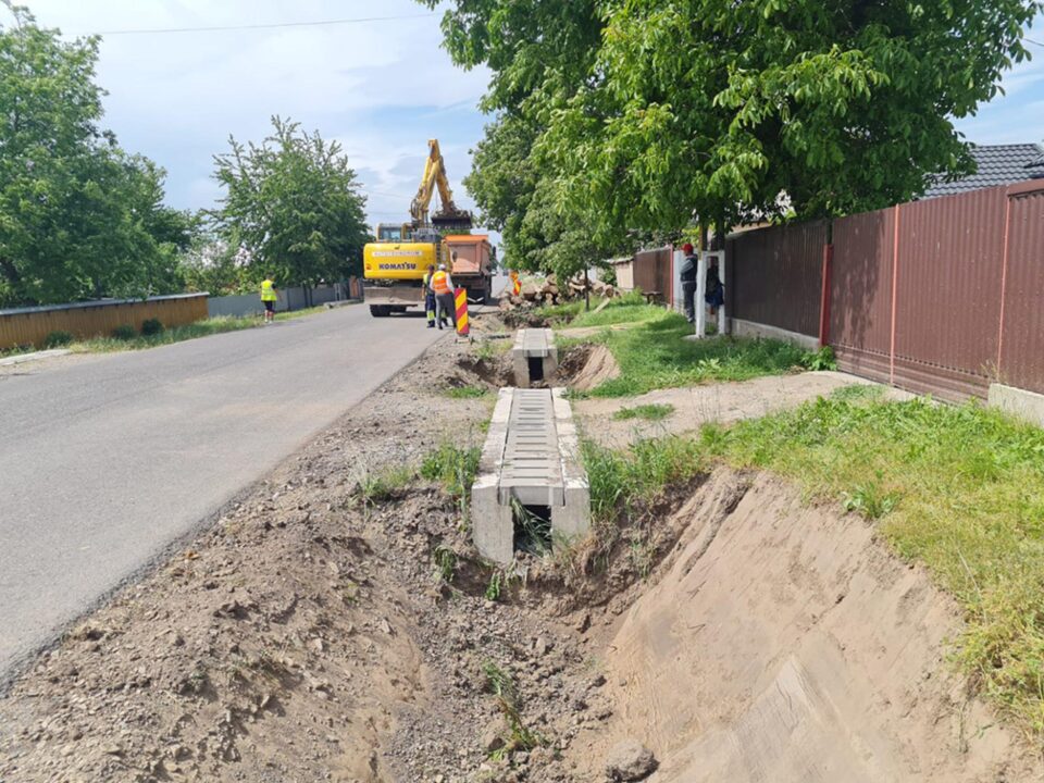 Imagini din aceste zile de pe șantierele deschise de Autotehnorom