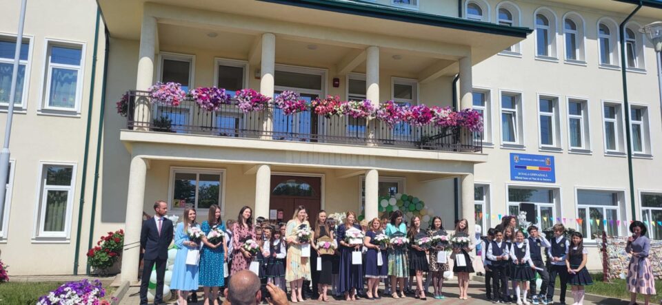 Festivitate de închidere a anului școlar 2022-2023, la Școala Gimnazială „Sfântul Ioan cel Nou de la Suceava”