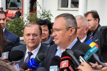 Premierul Nicolae Ciucă și președintele CJ Suceava, Gheorghe Flutur