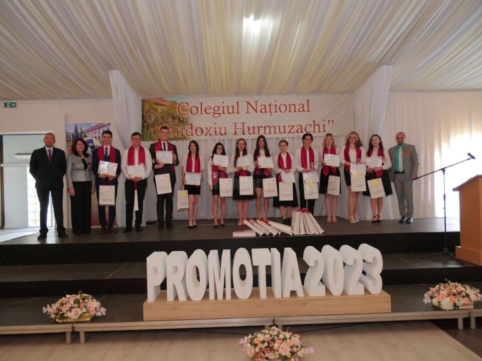 Colegiul Național „Eudoxiu Hurmuzachi” Rădăuți, curs festiv