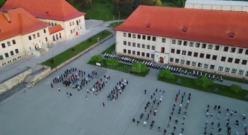 Ultima înviorare în uniformă