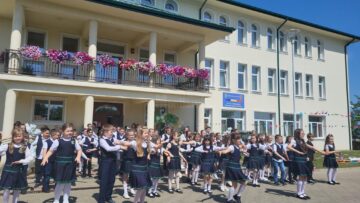 Festivitate de închidere a anului școlar 2022-2023, la Școala Gimnazială „Sfântul Ioan cel Nou de la Suceava”