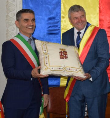 Municipiul Fălticeni a semnat acorduri de cooperare cu municipiul Soroca din Republica Moldova și orașul Chieri, provincia Torino