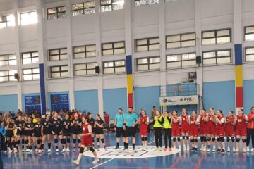 Turneul Final de Juniori 4 la handbal feminin s-a desfășurat la Liceul cu Program Sportiv Suceava