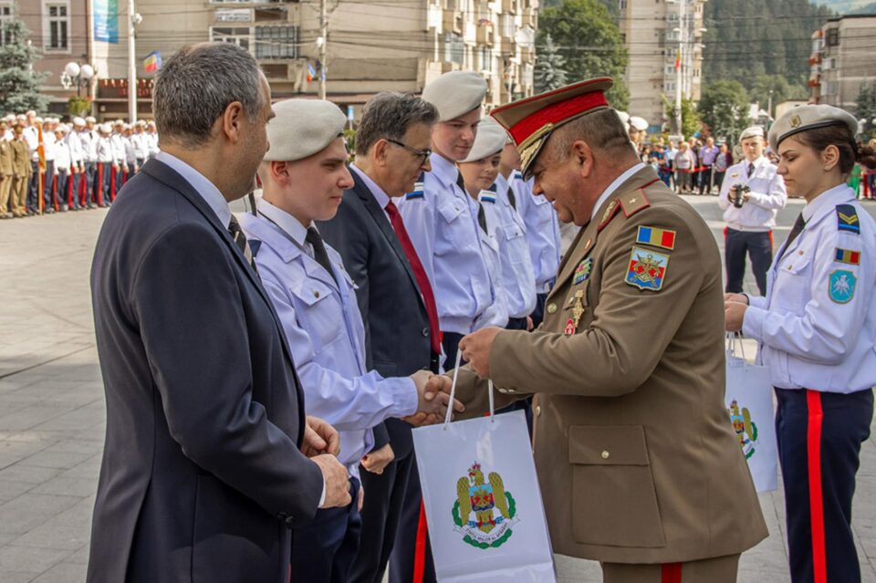 Final de an școlar, la Colegiul Militar Câmpulung Moldovenesc. Foto Laurențiu Sbiera