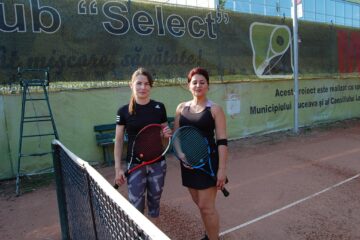 Roxana Lungu și Luiza Robciuc s-au întâlnit în cadrul competiției feminine