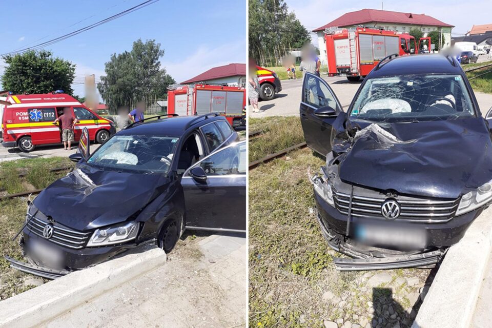 Mașina lovită de tren