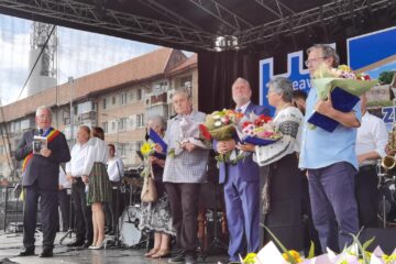 „Cetățenii de onoare” desemnați recent, prin decizii de Consiliu Local, invitați pe scena Zilelor Sucevei