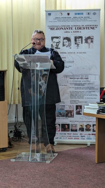 Poetul Ioan Manole