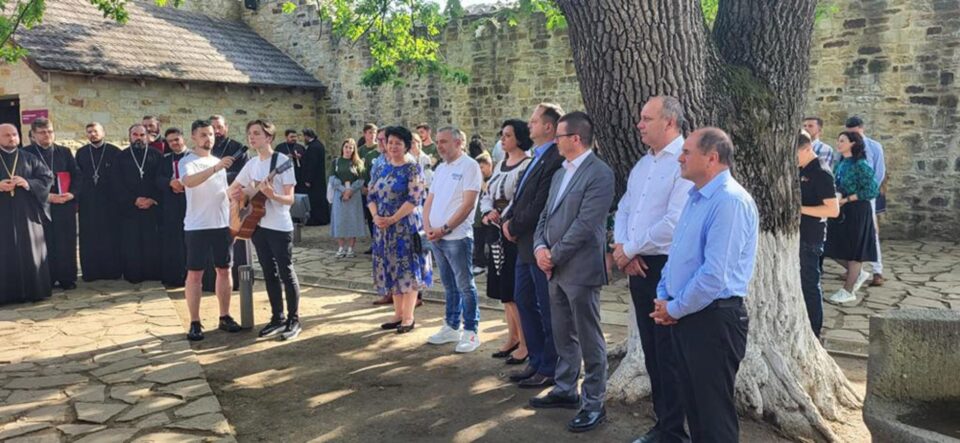 Ștefan Albu în timpul concertului