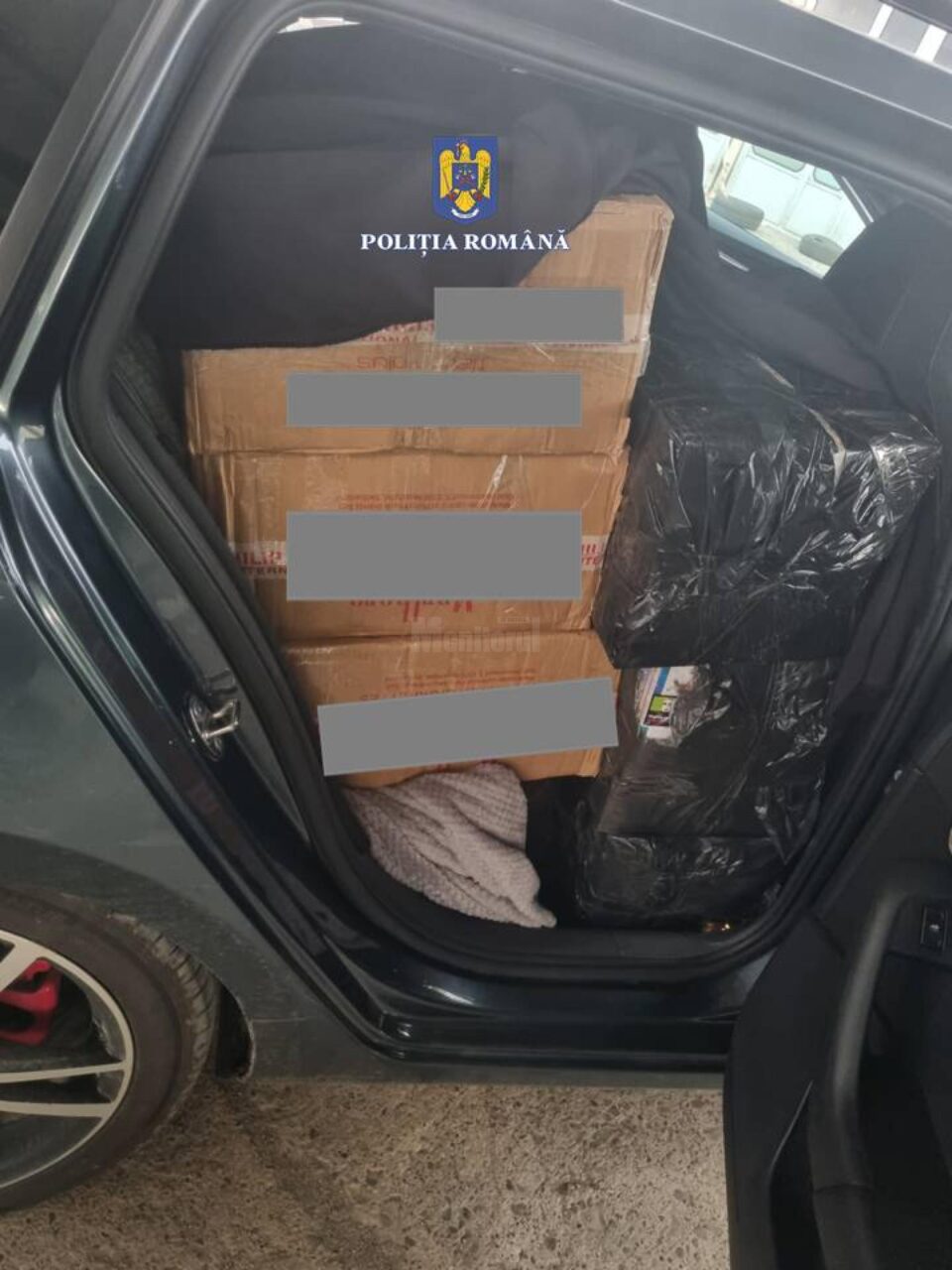 Urmărire pe șoseaua de centură a Sucevei după o mașină burdușită cu țigări de contrabandă