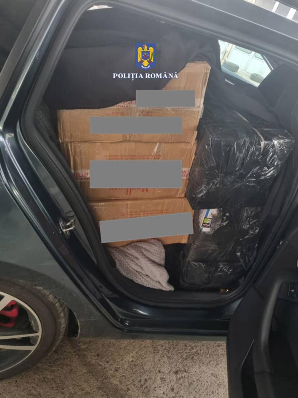 Urmărire pe șoseaua de centură a Sucevei după o mașină burdușită cu țigări de contrabandă