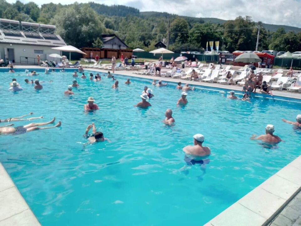 Ștrandul cu apă sărată în aer liber al Primăriei Cacica