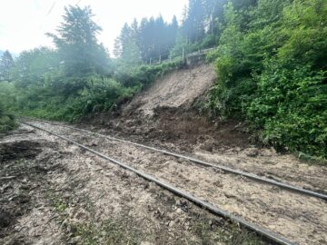 Alunecare de teren în zona Pojorâta- Sadova
