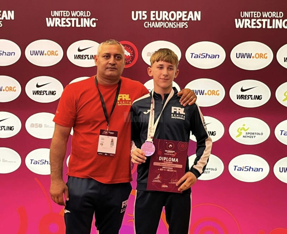 Antrenorul Florin Rusu și sportivul Alexandru Lungu