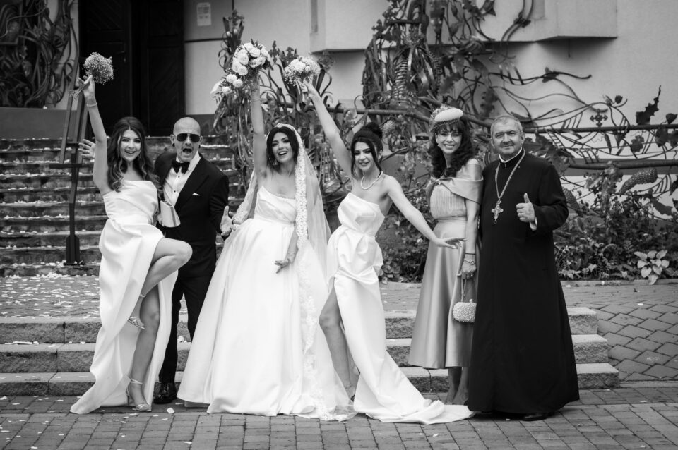 Artista Maria Andreea Vârlan și celebrul DJ și artist fotograf Vali Bărbulescu, nuntă de vis în Bucovina Foto ArTiStul