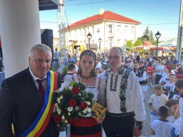 Festivalul folcloric „Din stejar, stejar răsare”, ediția a IX-a, la Cajvana