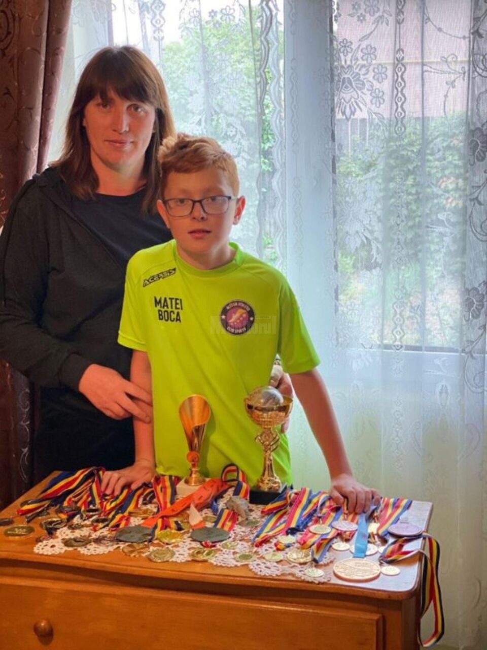 Matei - Ionuț Boca, în vârstă de 11 ani, „copilul de aur” al atletismului din Fălticeni