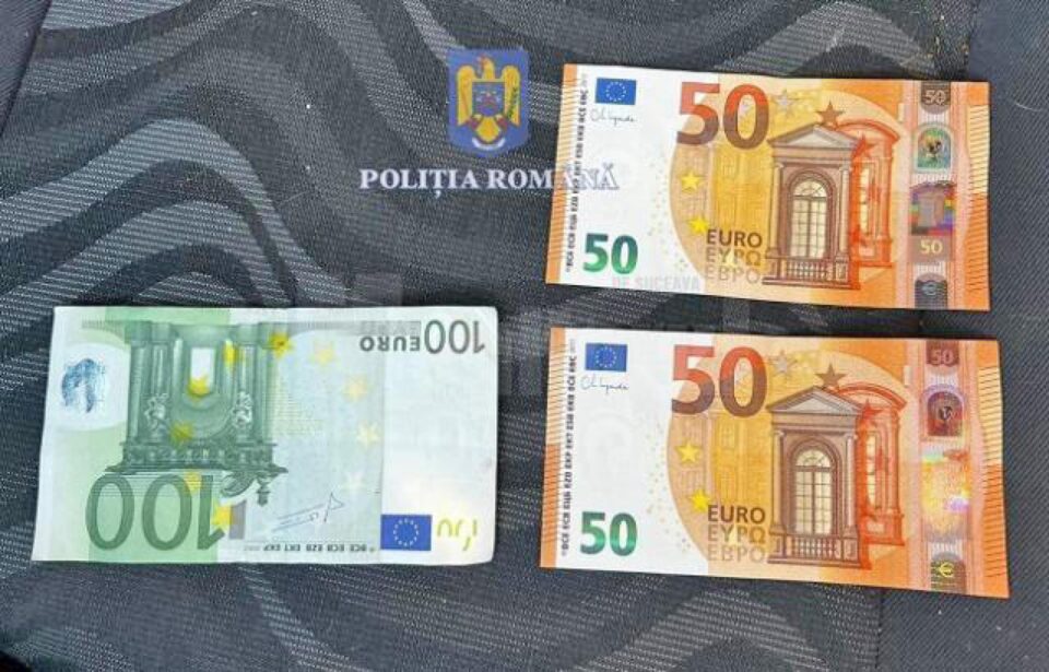 O parte din bani au fost marcați de polițiști