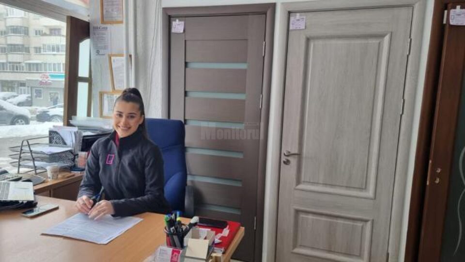 Zeci de variante de uși în fața clientului, livrare rapidă și accent pus pe consultanță pentru alegerea potrivită