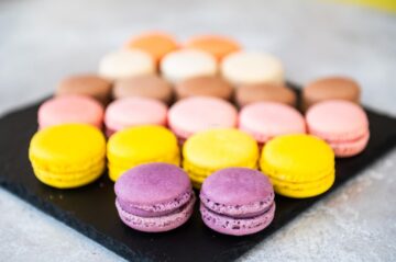 Cofetăria Royal Sweets - Definiția deserturilor diferite, dense și cremoase, cu o paletă diversificată de gusturi