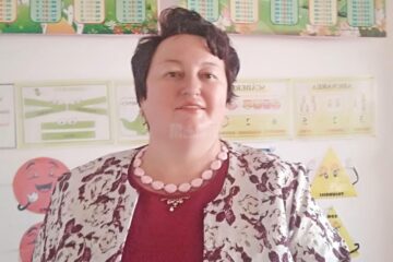 Învățătoarea Mihaela Gogu