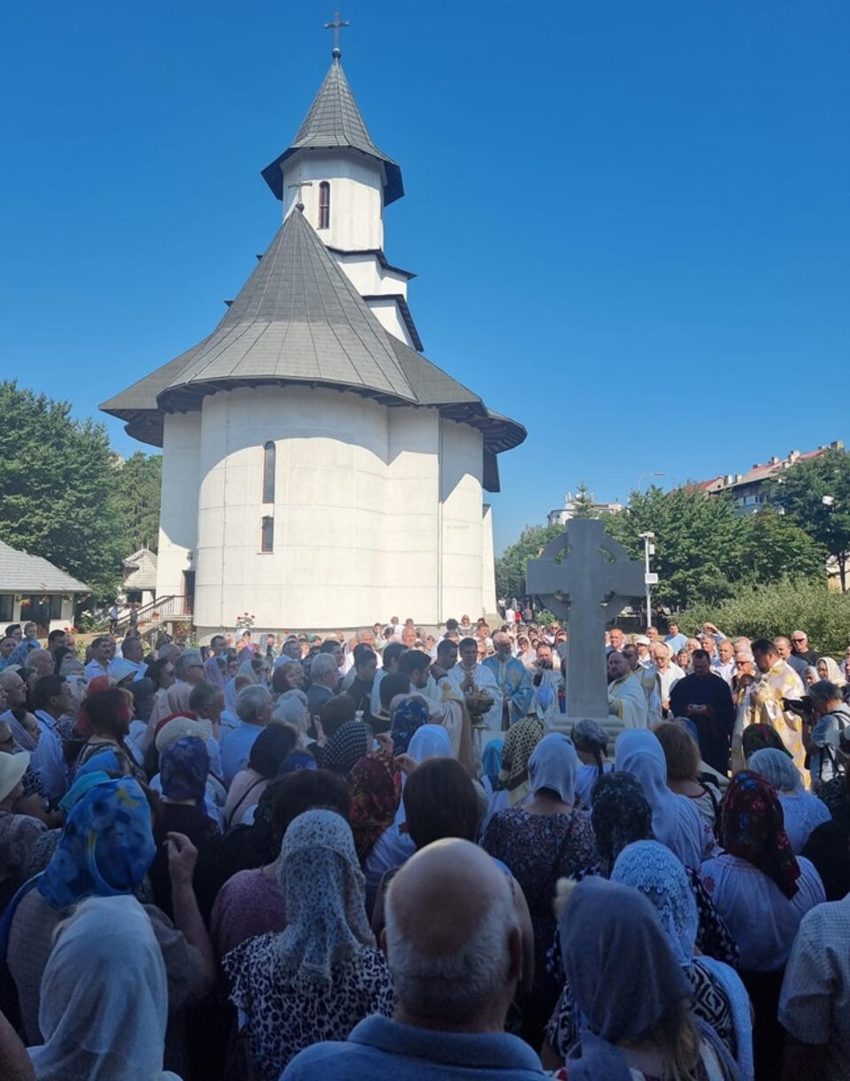 Paraclisul Sfântul Luca al Crimeei, sfințit duminică, în cadrul Parohiei Sf. Andrei Suceava