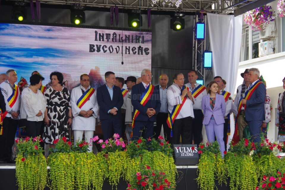 Gheorghe Flutur a anunțat că Târgul de Turism „Bucovina” va fi organizat în mai multe țări, pentru o promovare mai intensă a județului Gheorghe Flutur a anunțat că Târgul de Turism „Bucovina” va fi organizat în mai multe țări, pentru o promovare mai intensă a județului