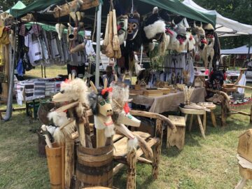 Meșterii populari au venit la Festivalul ”Lume, lume...Hai la târg” cu o ofertă extrem de bogată de produse meșteșugărești