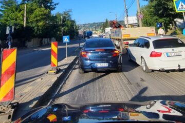 Trafic greoi pe Calea Unirii, chiar de lucrările de asfaltare se fac pe timp de noapte