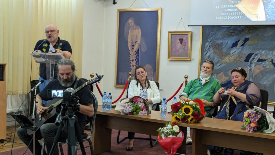 Expoziția de fotografie „Psihologia portretului - emigranți UK”
