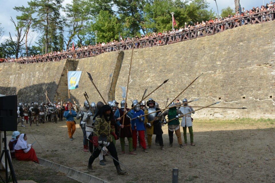 37 de trupe din România și din alte șase țări vor participa la Festivalul Medieval de la Suceava