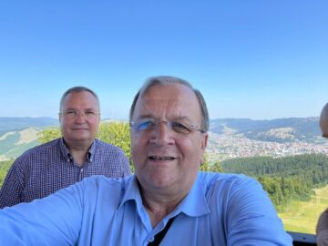 Liderul PNL, Nicolae Ciucă, se află într-o minivacanță în Bucovina, vizitând mai multe obiective turistice din județ