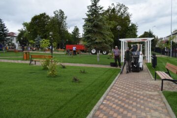 A fost deschis Parcul „Prefecturii” din Fălticeni