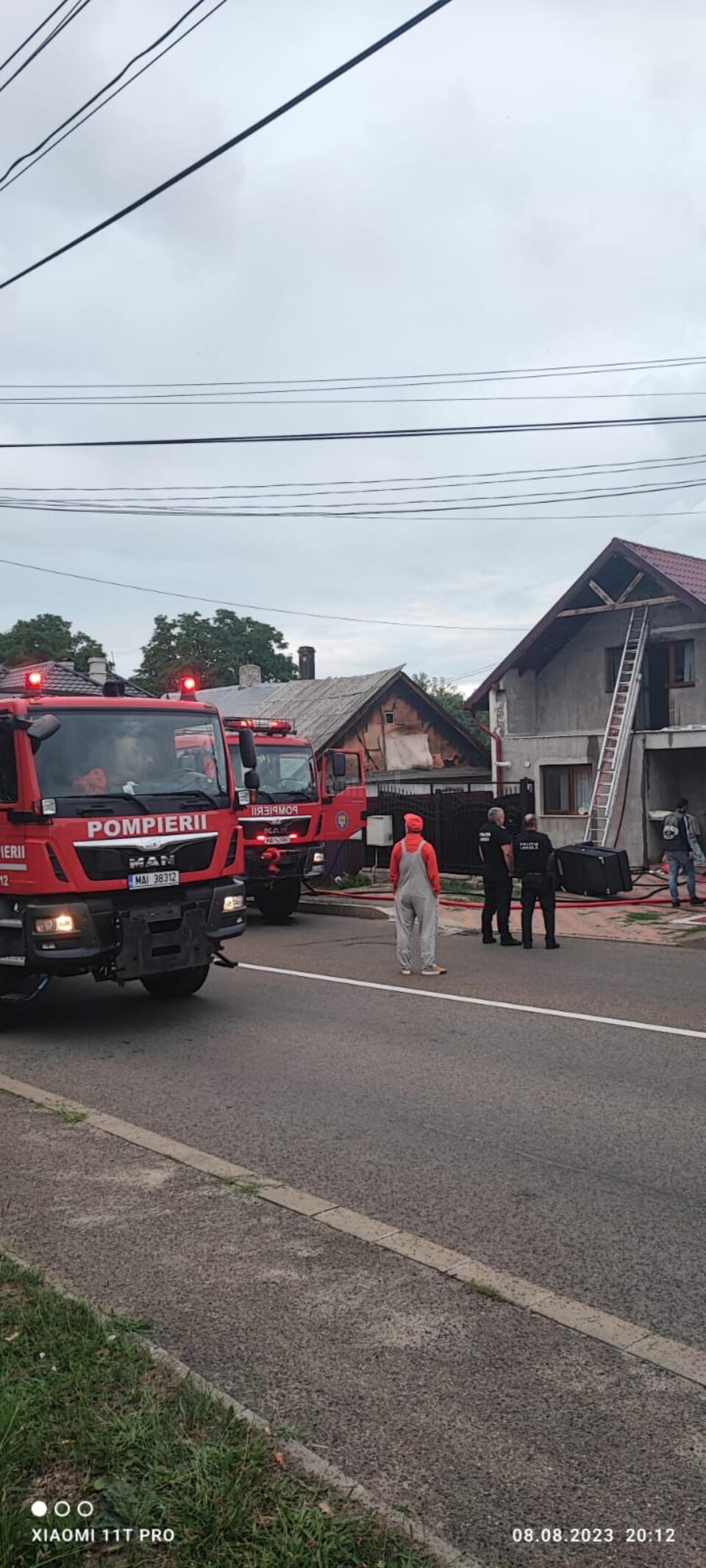 Incendiul izbucnit pe strada Cernăuți din Suceava