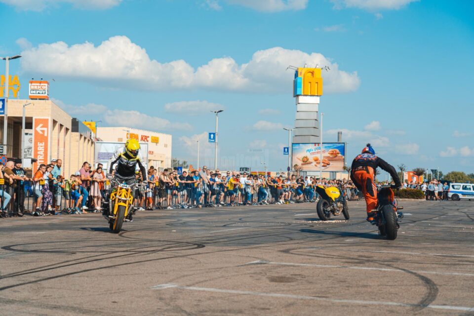 Spectacolul moto din cadrul Bucovina Motor Fest va avea loc sambata, la Iulius Mall Suceava 01