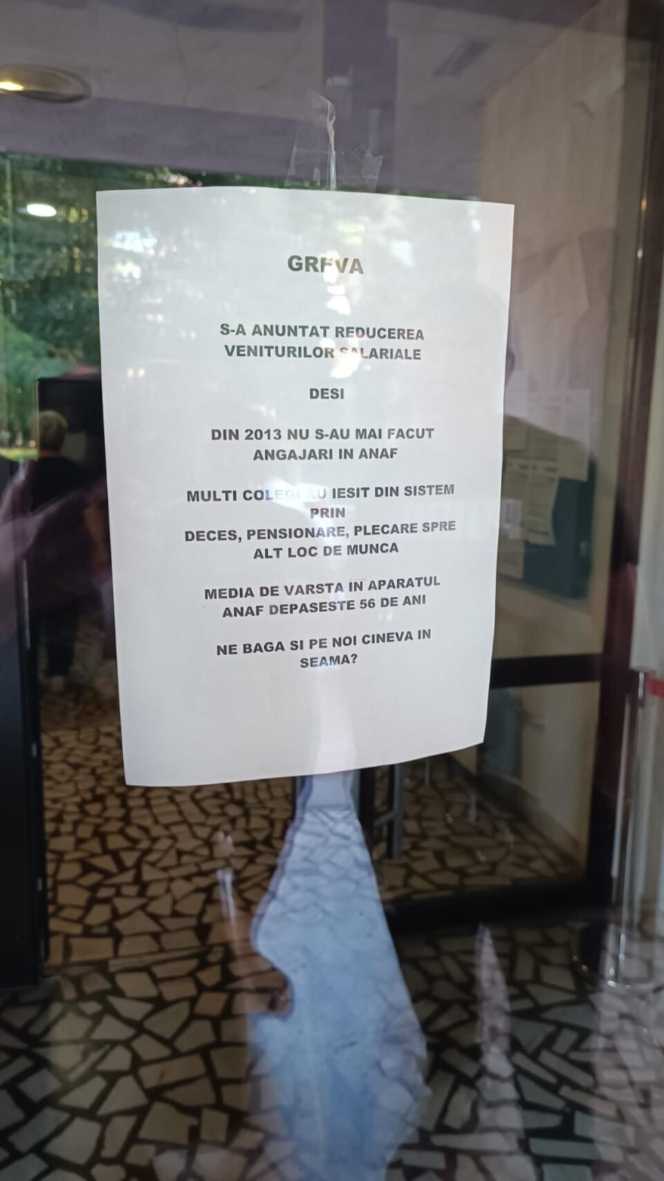 Grevă spontană la Finanțe și Trezorerie