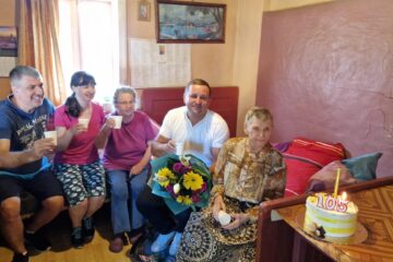 Maria Petroi împlinește astăzi vârsta de 105 ani
