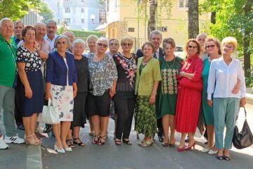 Revedere emoționantă la 45 de ani de la absolvirea Liceului de Industrie Alimentară Suceava