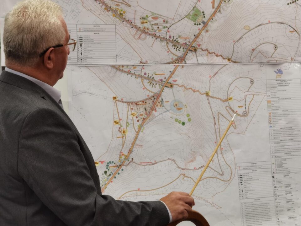 Primarul Ion Lungu a prezentat proiectul de amenajare al parcului Sipote, în valoare de peste 10 milioane de euro