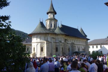 Sărbătoarea Adormirea Maicii Domnului la hramul Mănăstirii Putna