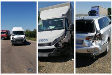 Două autoutilitare Iveco și Opel au intrat în coliziune cu un al treilea autoturism, marca Audi