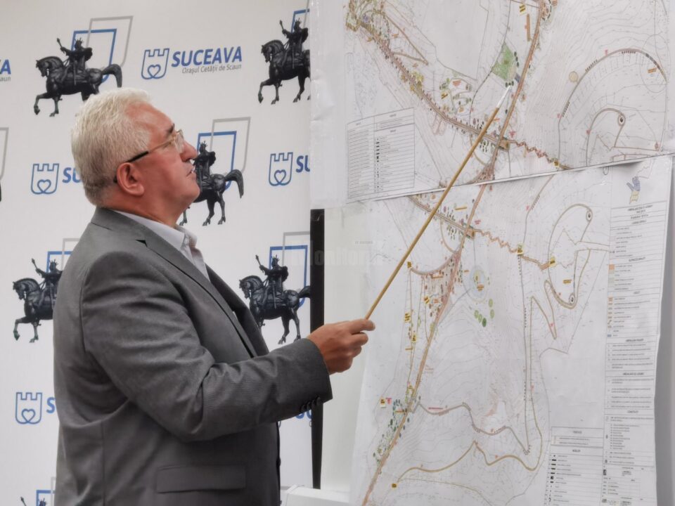 Primarul Ion Lungu a prezentat proiectul de amenajare al parcului Șipote, în valoare de peste 10 milioane de euro Primarul Ion Lungu a prezentat proiectul de amenajare al parcului Șipote, în valoare de peste 10 milioane de euro