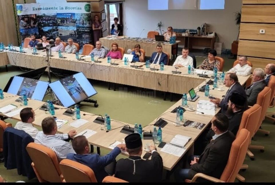 Întâlnirea cu sucevenii din Diaspora, care a avut loc vineri, 18 august, în Sala Unirii a Palatului Administrativ Suceava