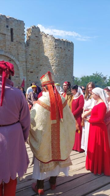 Aproximativ 30.000 de spectatori s-au bucurat de festivalul medieval de la Suceava