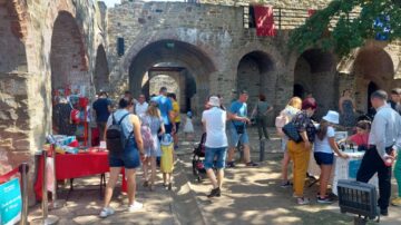 Aproximativ 30.000 de spectatori s-au bucurat de festivalul medieval de la Suceava