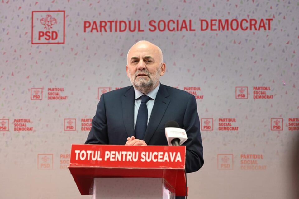 Vasile Rîmbu: „Ce vă spun clar și răspicat e că la Primăria Suceava, dacă sucevenii mă vor învesti cu încrederea lor, nu voi face politică, ci administrație” Vasile Rîmbu: „Ce vă spun clar și răspicat e că la Primăria Suceava, dacă sucevenii mă vor învesti cu încrederea lor, nu voi face politică, ci administrație”