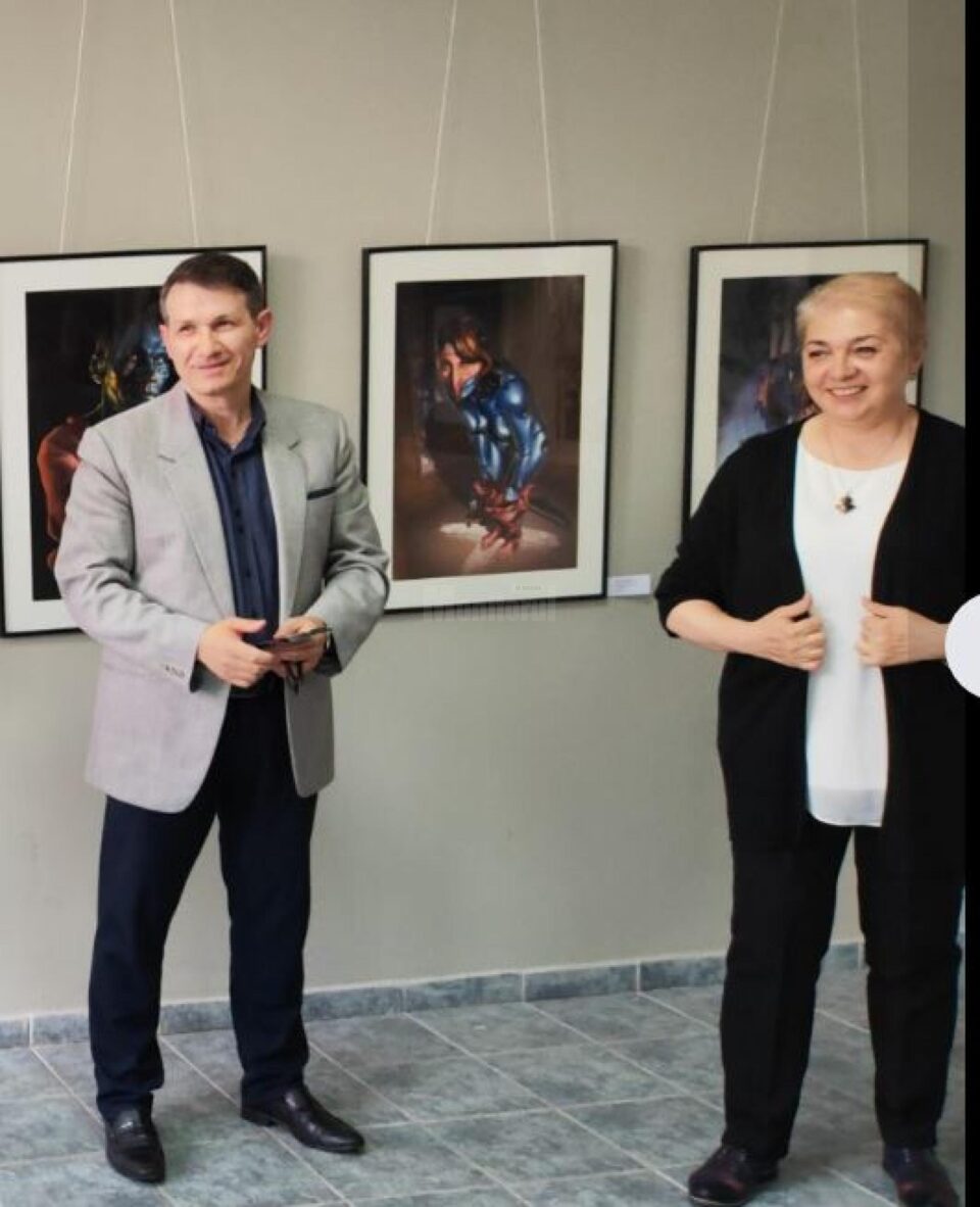 Artiștii plastici suceveni Camelia Sadovei și Sergiu Grapă, nominalizați la premiile Concursului de Artă Plastică Contemporană „Saloanele Moldovei”
