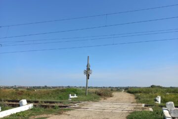 Asfaltul frezat de pe bulevardul principal va fi pus pe porțiunea nemodernizată a rutei alternative